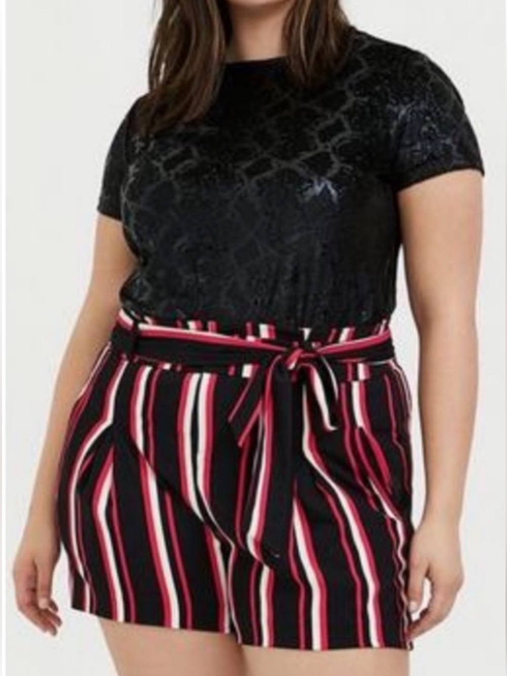 Torrid Snakeskin Print Velvet High Neck Tee Short Sleeve Size 2X